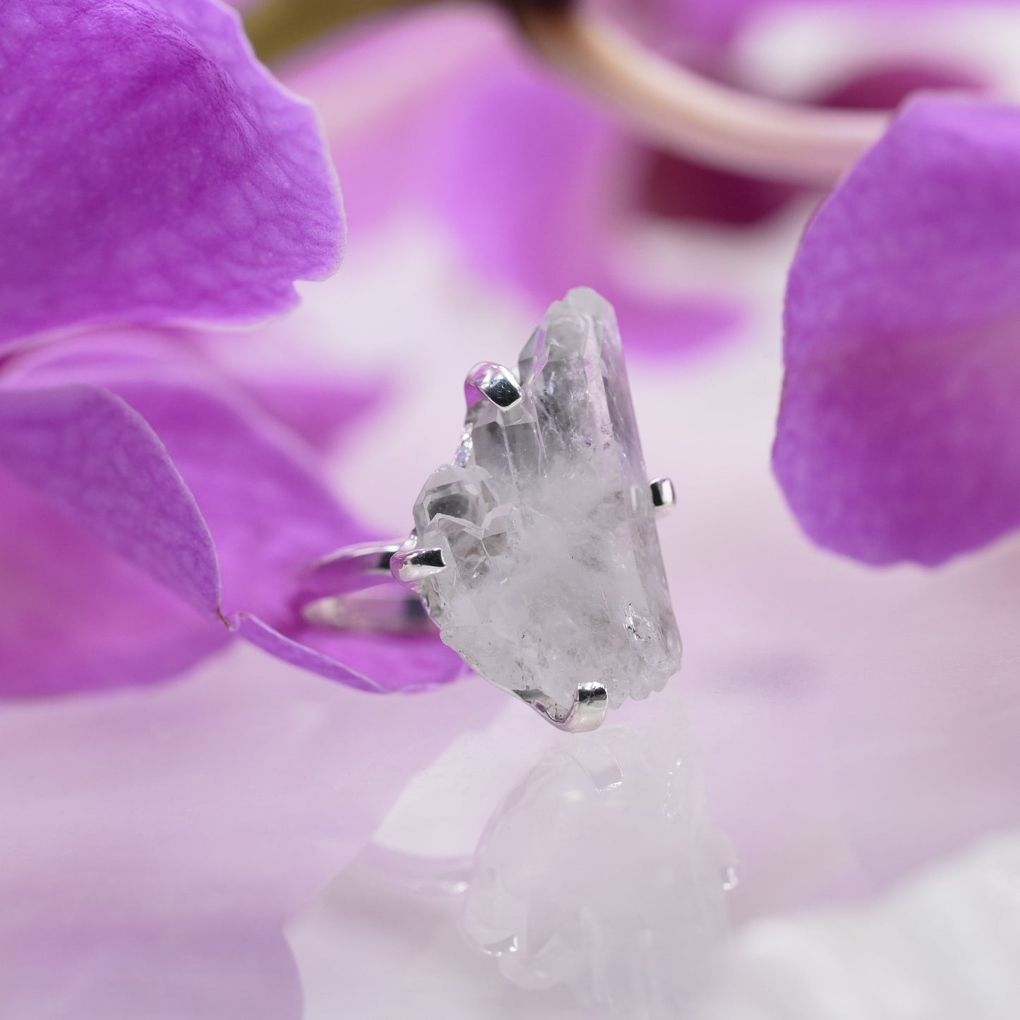 Starborn Faden Quartz Prong Set Ring in Sterling Silver