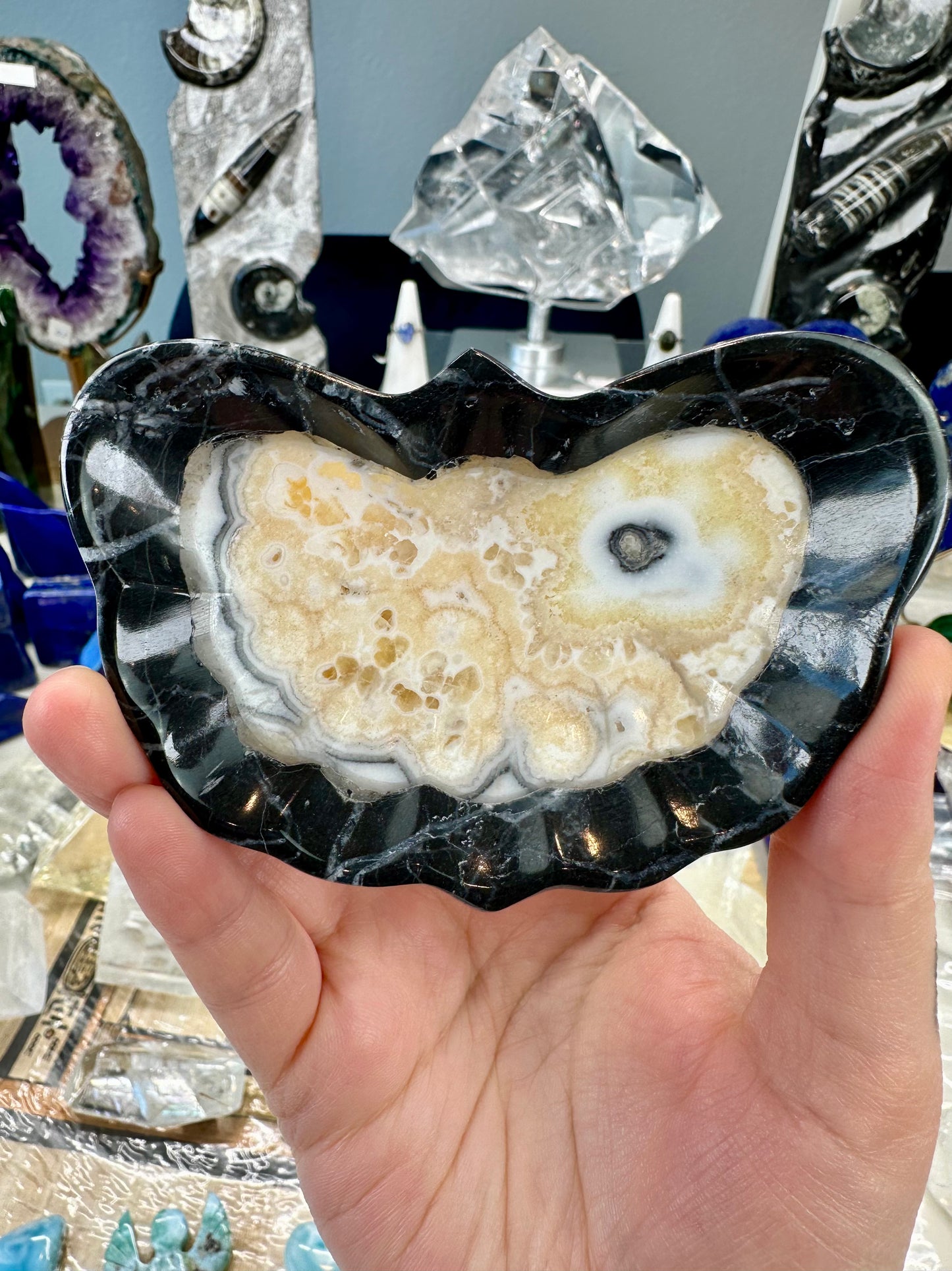 Calcite & Marble Butterfly Bowl C
