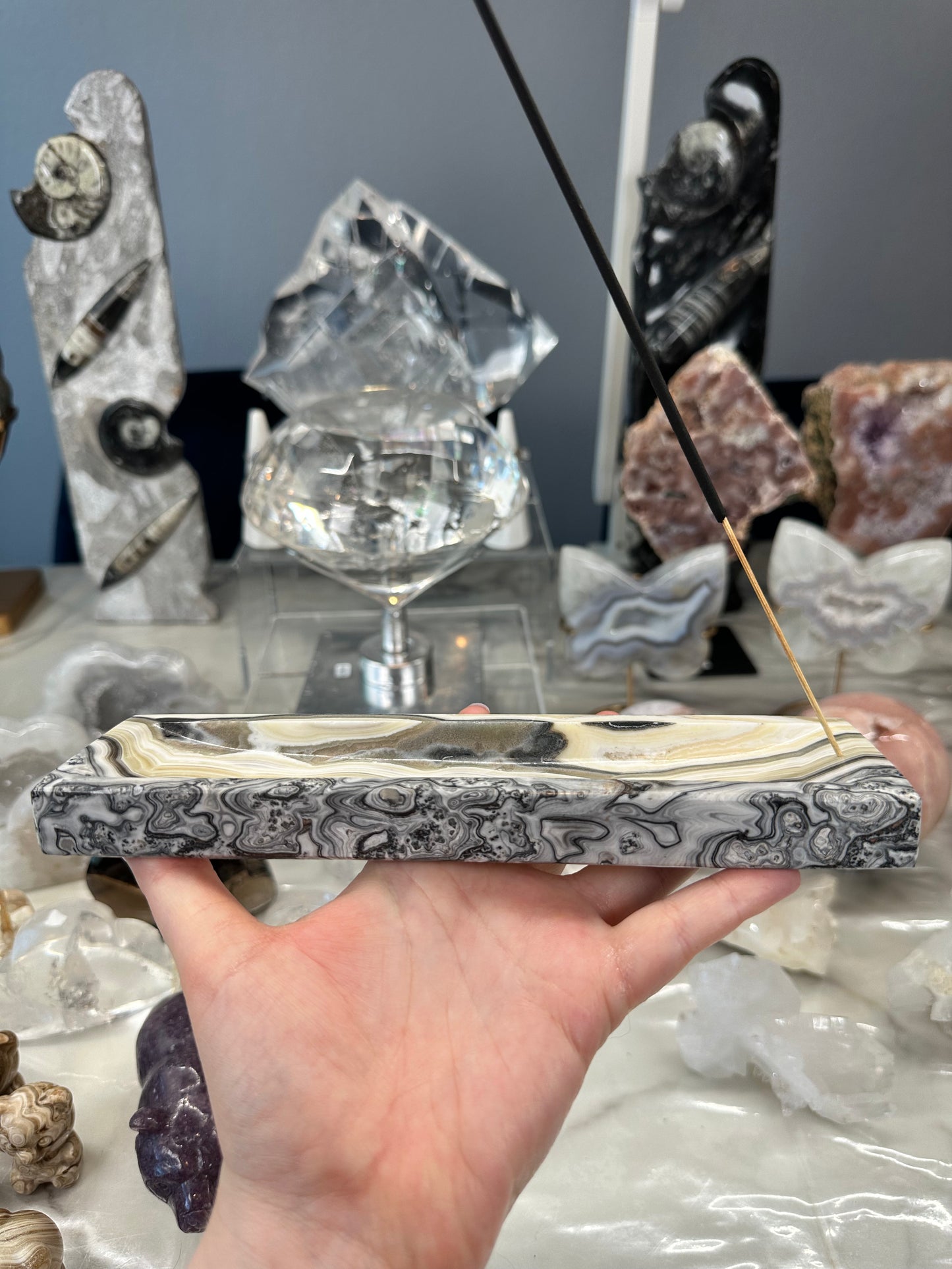 Banded Calcite Incense Holder Y
