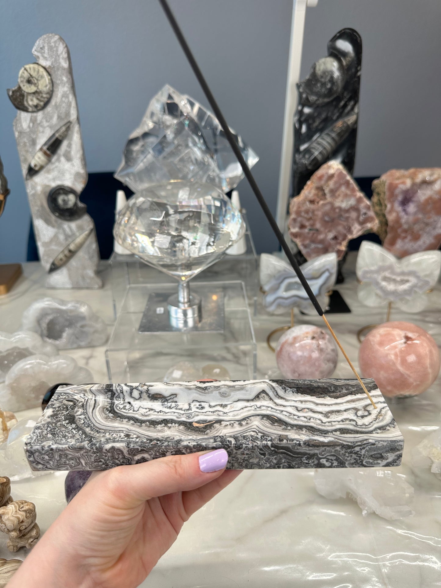 Banded Calcite Incense Holder X