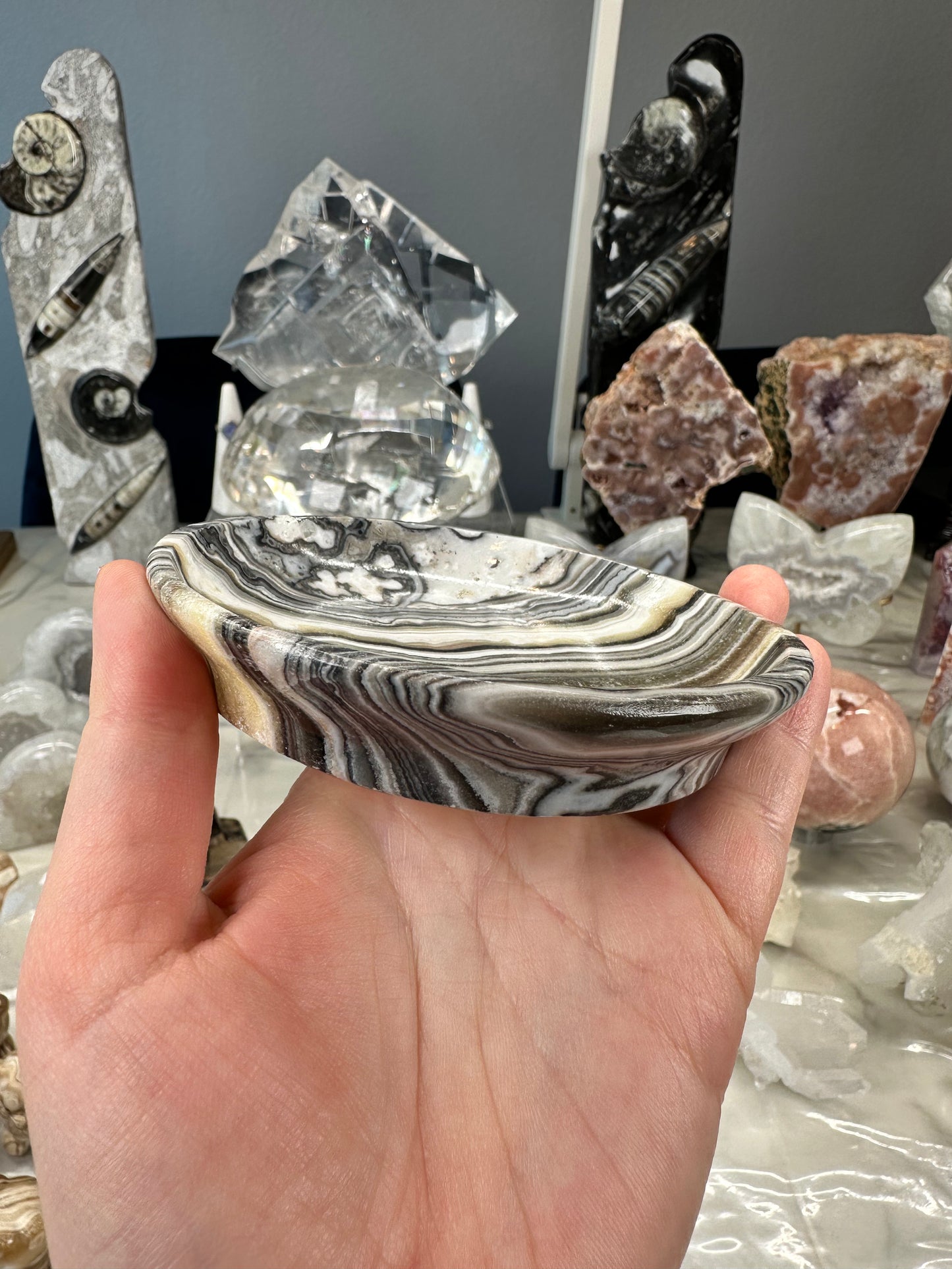 Banded Calcite Bowl H