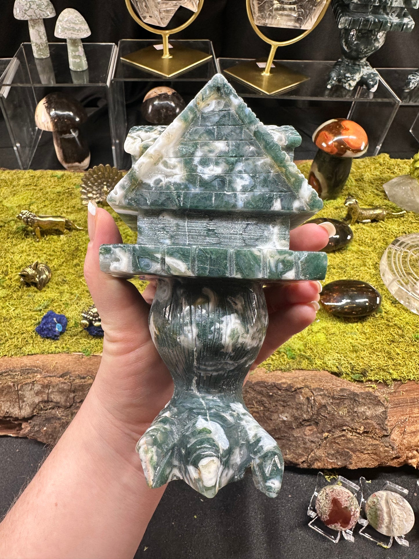 Baba Yagas House | Moss Agate E