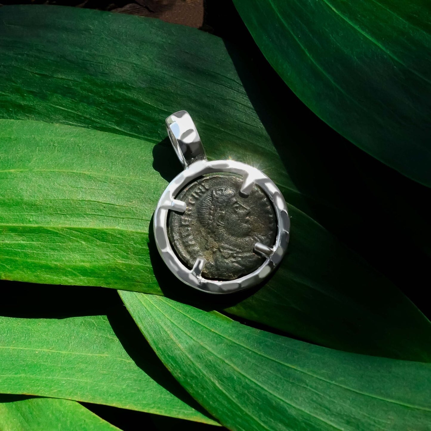 Starborn Roman Denarius Silver Coin Frame Set Pendant [80-220 AD] in Sterling Silver