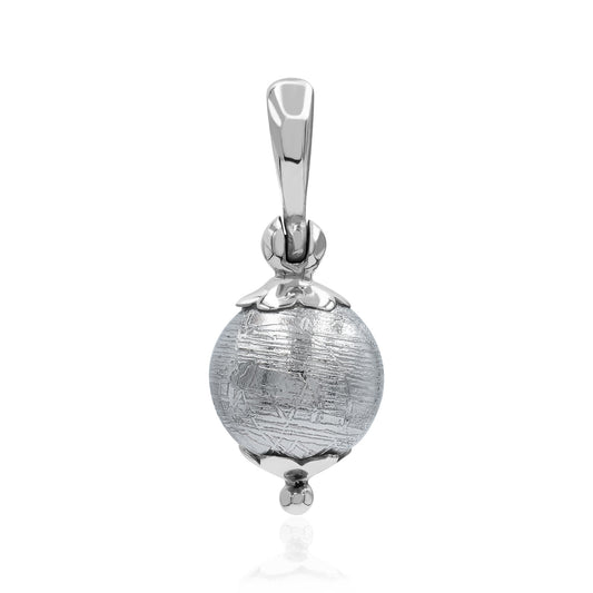 Starborn Muonionalusta Meteorite Sphere Flower Cap Pendant in Sterling Silver