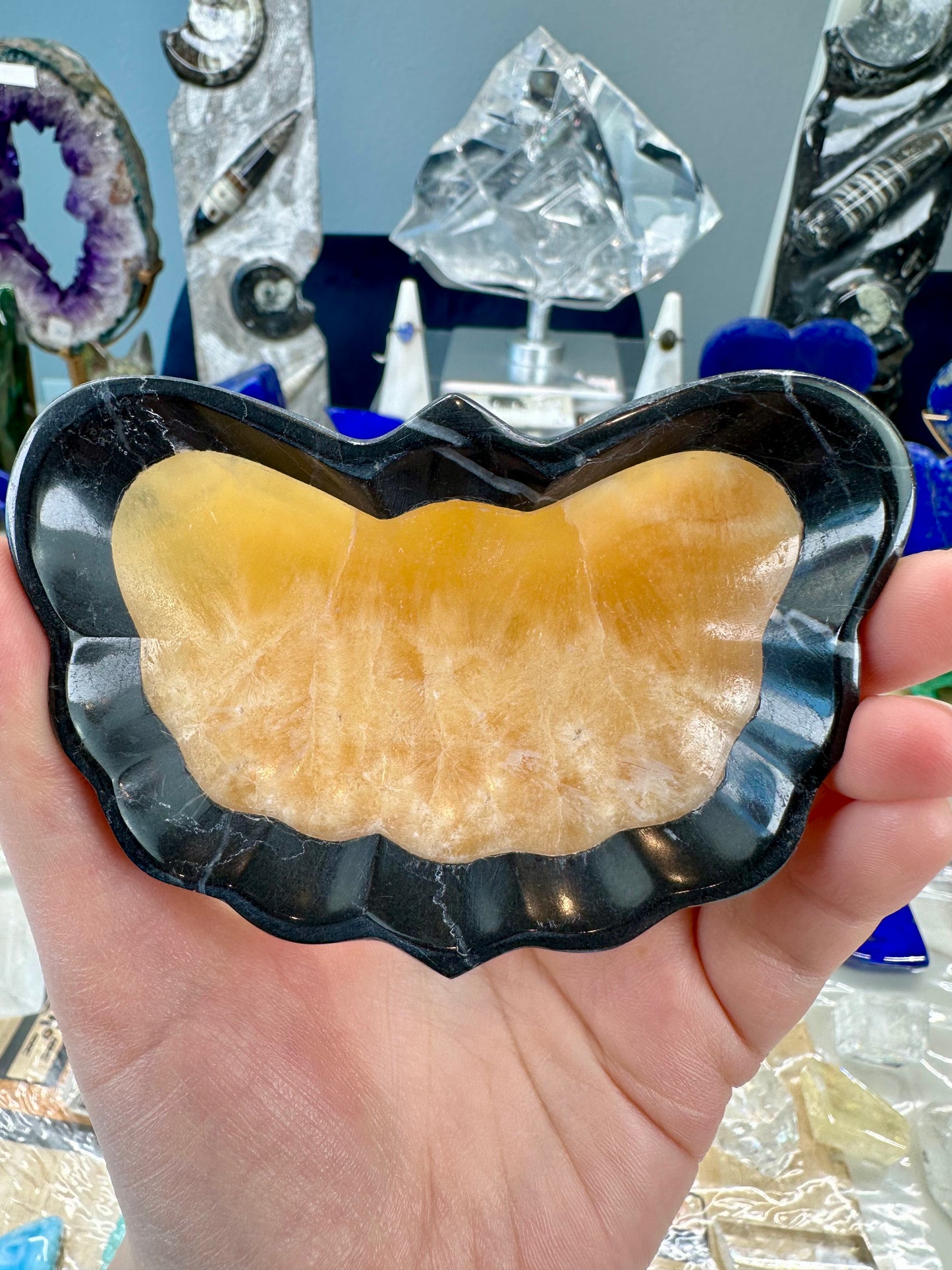 Calcite & Marble Butterfly Bowl E