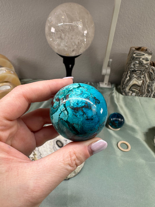 Quantum Quattro Sphere