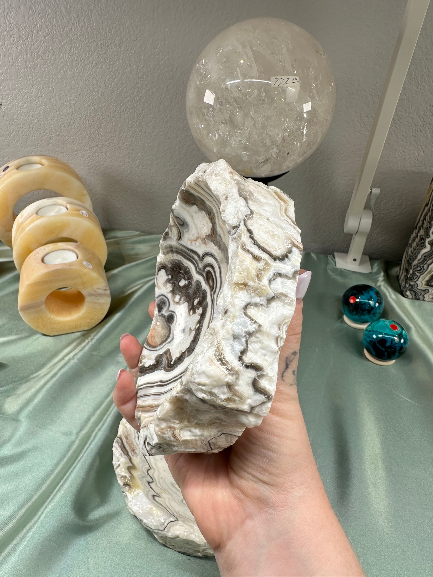 Banded Calcite Bowl i