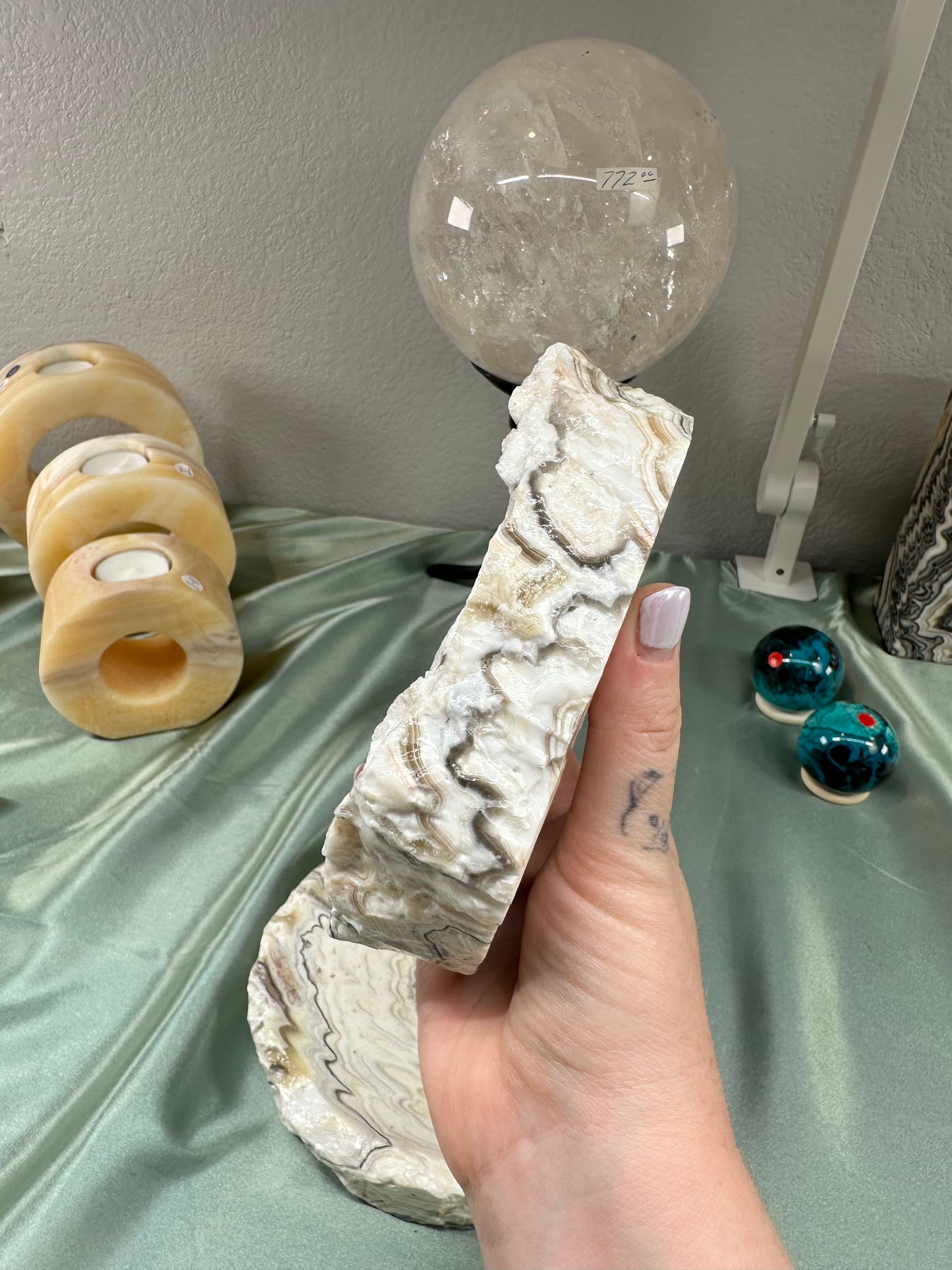 Banded Calcite Bowl i