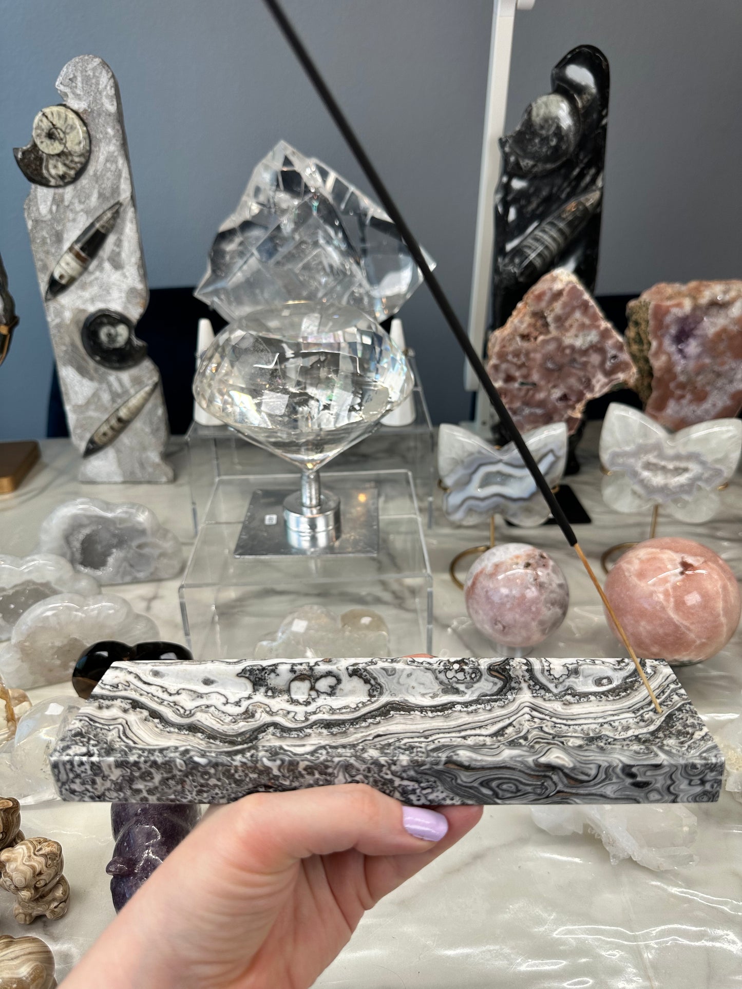 Banded Calcite Incense Holder E